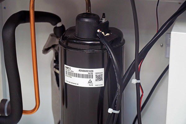 Máy hút ẩm công nghiệp FUJIHAIA DH55BL