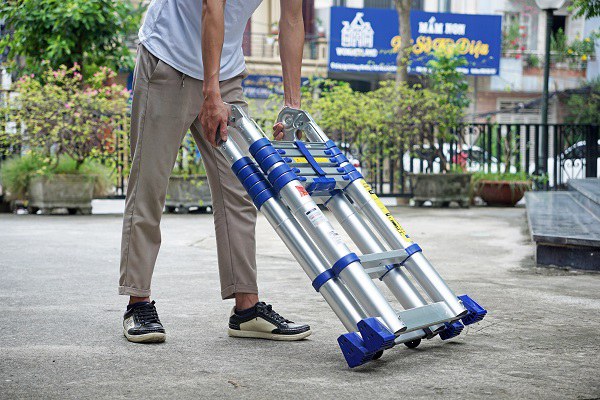 Thang rút gọn Advindeq ADT706B